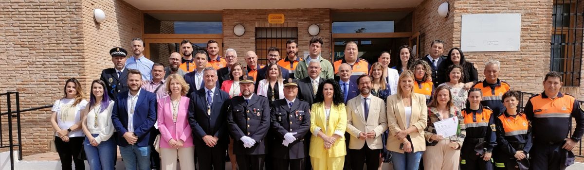 Los Voluntarios de Protección Civil reciben la Medalla de Oro de Huétor Vega