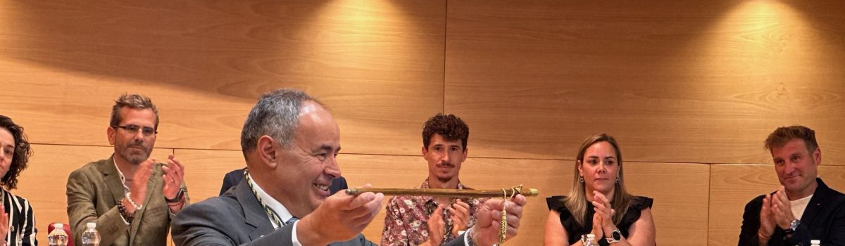 Mario del Paso Castro se convierte en el nuevo alcalde de Huétor Vega con el apoyo de PSOE e IU