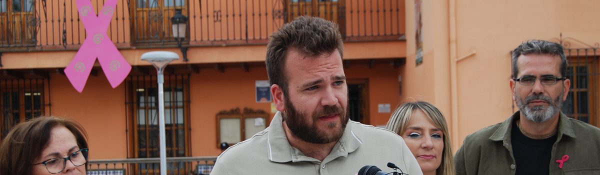 Huétor Vega conmemora el Día Internacional de la lucha contra el cáncer de mama