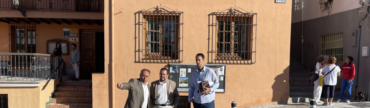El alcalde solicita al diputado provincial de Obras Públicas ayudas para los comercios afectados por la reforma de la plaza del Mentidero