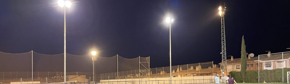 El campo de Fútbol 7 ya dispone de iluminación