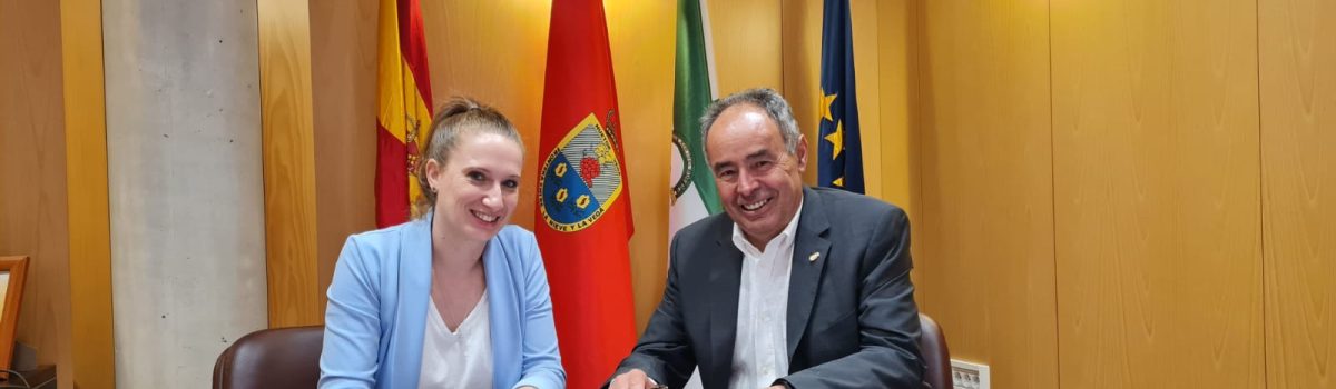 El Ayuntamiento y UNICEF firman un convenio para impulsar los derechos de la infancia en Huétor Vega