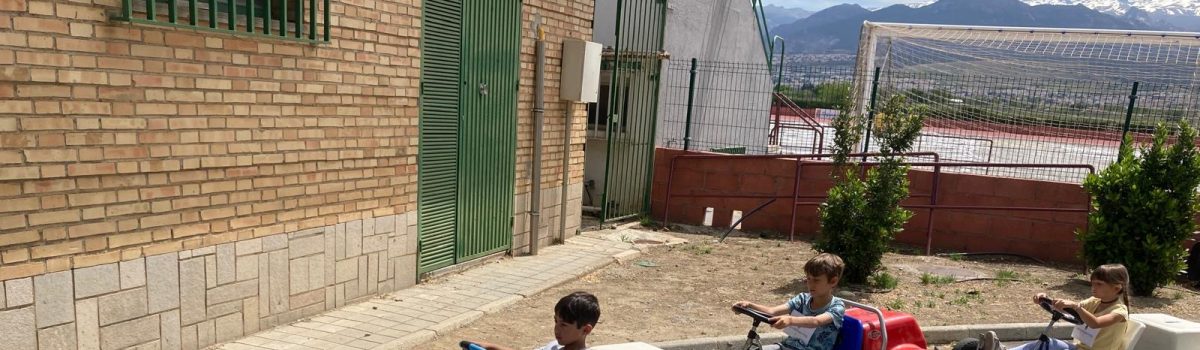 El alumnado de Huétor Vega aprende seguridad vial