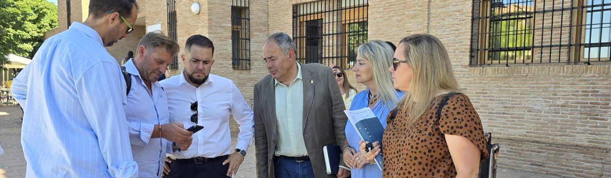 El Gobierno municipal traslada las principales necesidades de Huétor Vega al diputado provincial de Obras Públicas en su visita al municipio