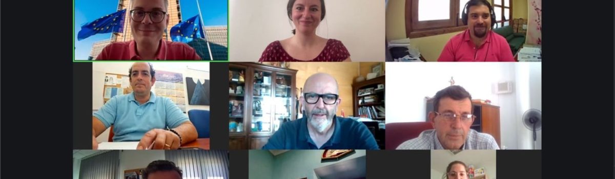 La Universidad de Granada explica a Huétor Vega las posibles fórmulas de colaboración entre instituciones
